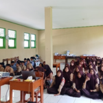 Gambar presentasi budidaya cacing dan maggot di SMP, di Cicurug Sukabumi